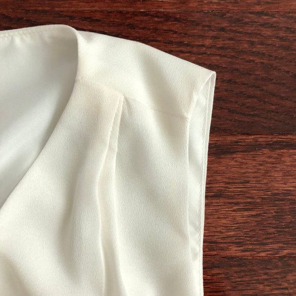 NEW YORK & CO - Blouse - Picture 3 of 7